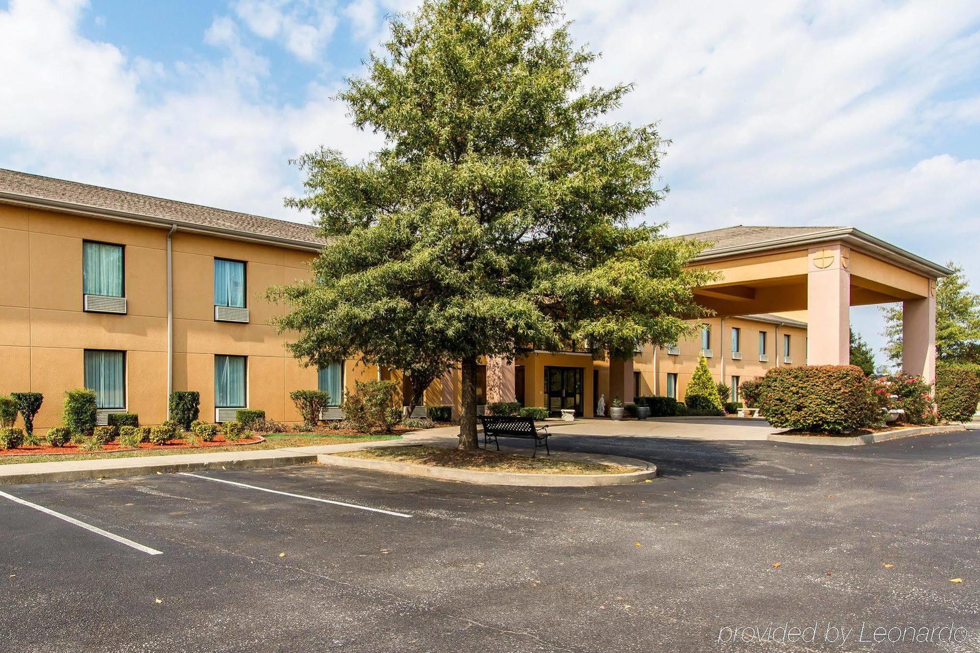 Quality Inn & Suites Benton - Draffenville Exterior photo